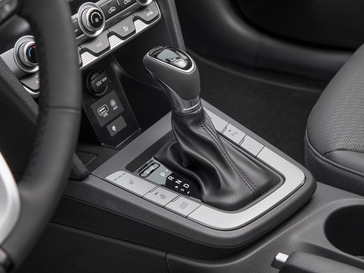 Экстерьер Elantra 2021