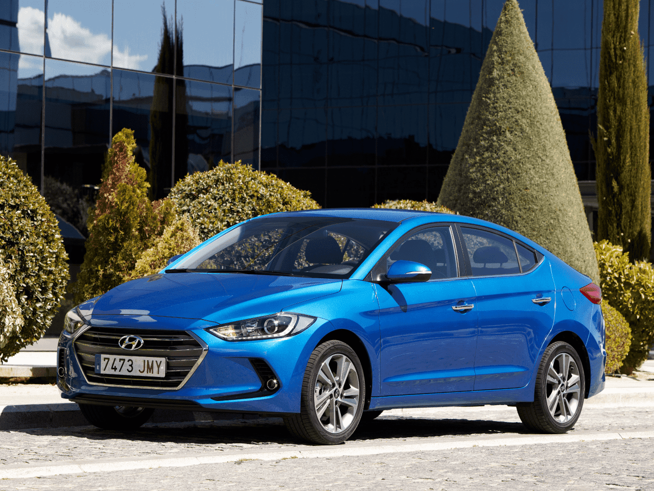 Экстерьер Elantra